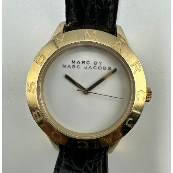 Marc By Marc Jacobs Blade Watch Women Gold Tone Black Band New Battery 9" - Picture 1 of 15